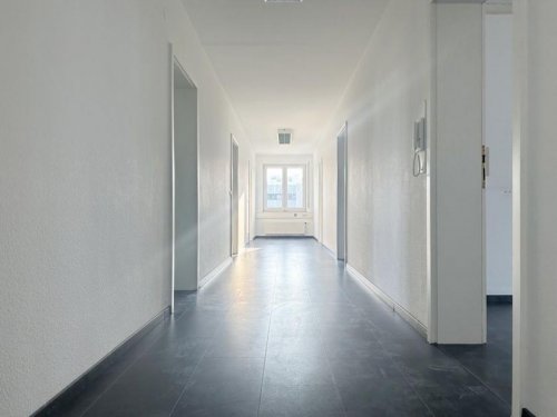 Adelberg Immobilienportal Gewerbeeinheit mit 135 m² Fläche Gewerbe mieten