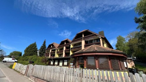 Bad Liebenzell Wohnungen im Erdgeschoss Kurzeitmiete - Ruhige 1 Zimmerwohnung in idyllischer Lage mit Balkon und Garagenstellplatz Wohnung mieten