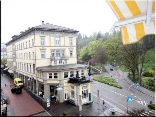 Baden-Baden (1) Hohe Stuckdecken 3,5 Zimmer Stadtwohnung neu Saniert Wohnung mieten