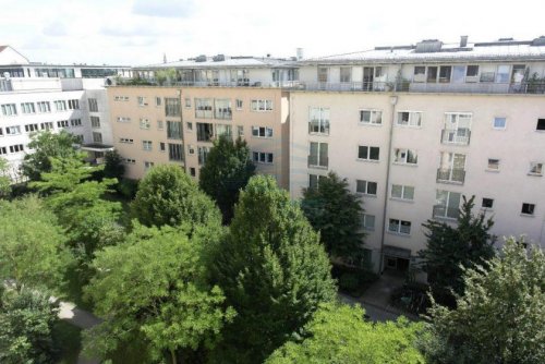 München Immobilien 1 Zimmer Apartment / München - Schwanthalerhöhe Wohnung mieten