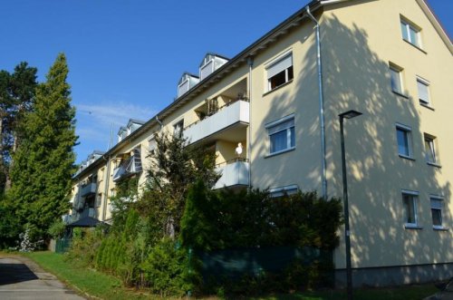 Germering Studenten Wohnung *** JETZT VERFÜGBAR *** 3 Zimmer Balkon Etagenwohnung in Germering Wohnung mieten