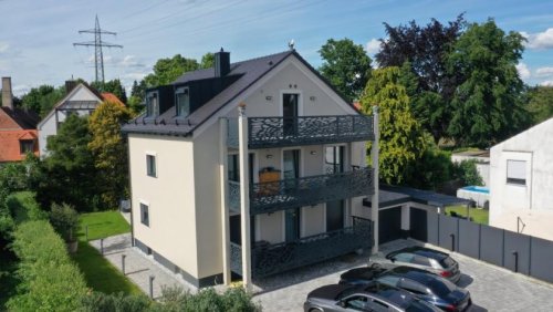 Neusäß Terrassenwohnung Traumhaft exklusive 3 ZKB Dachgeschoss Wohnung mit Balkon in Neusäß - unmittelbar zur Uni-Klinik Augsburg Wohnung mieten