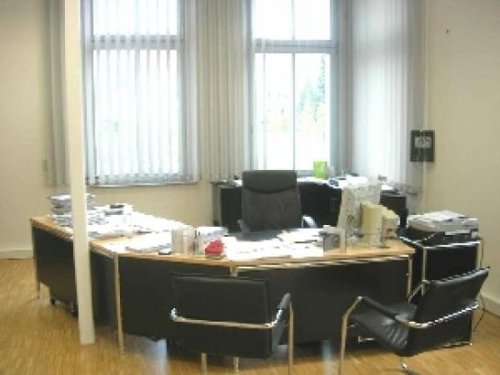 Fürth Suche Immobilie FÜ-Nähe Südpark: Neubau-Büro (4 Zi.) über 2 Etagen, Parkett, 3 Außen-Stellplätze Gewerbe mieten