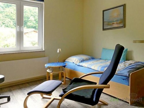 Meiningen Provisionsfreie Immobilien (EF0237_M) Meiningen: Meiningen, möbliertes Mini-Apartment mit eigenem Bad, TV, PKW-Stellplatz, anWochenendheimfahrer Wohnung