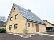 Heide Ihr neues Zuhause oder Gewerbestandort: Stilvoll modernisiertes Einfamilienhaus mit vielen Extras Haus 