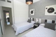 Torrevieja Moderne 4-Zimmer-Erdgeschoss-Wohnungen in abgeschlossener Anlage mit Gemeinschaftspool Wohnung kaufen