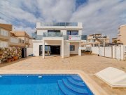 Torrevieja Einzigartige geräumige Villa in erster Meeres-Linie mit atemberaubenden Ausblick Haus kaufen