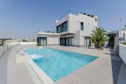 Dehesa de Campoamor Exklusive Villen mit 3 Schlafzimmern, 3 Bädern, 1 Gäste-WC, Dachterrasse und Privatpool nur 600 m vom Strand Haus kaufen