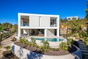 Orihuela Costa Luxusvilla mit 3 Schlafzimmern, 3 Bädern, Gäste-WC und Privatpool im exklusiven Las Colinas Golf Resort Haus kaufen