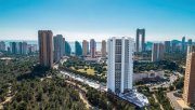 Benidorm Penthouse-Wohnungen mit 3 Schlafzimmern, 2 Bädern, Gäste-WC, Klimaanlage, Fußbodenheizung, Kfz-Stellplatz und Meerblick