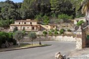 Esporles Steinverkleidete Finca mit Panoramablick bis Meer Haus kaufen