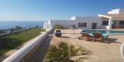Cala D’Or SANREALTY | Ibiza-Style Villa mit privatem Zugang zum Meer in Cala D’Or auf Mallorca Haus kaufen