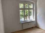 Zwickau Vermietete 2-Raum-Wohnung mit Balkon in attraktiver Lage! Wohnung kaufen