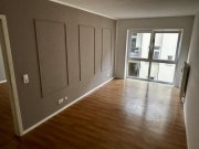 Plauen Schöne 2-Raum-Wohnung mit Balkon, EBK und Tageslichtbad in Plauen! Vermietet Wohnung kaufen