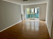 Plauen Schöne 2-Raum-Wohnung mit Balkon, EBK und Tageslichtbad in Plauen! Vermietet Wohnung kaufen