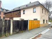 Oelsnitz/Vogtland 3121 - Älteres Einfamilienhaus mit Wohnmobilstellplatz/ Garage in Oelsnitz Haus kaufen