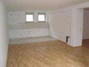 Hohenstein-Ernstthal Große 2-Zimmer mit Terrasse, Tiefgarage, Lam. und Wanne in ruhiger Lage! Wohnung kaufen