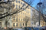 Berlin Stilvolle 2-Zimmer-Altbauwohnung – Investieren in bleibende Werte im Prenzlauer Berg Wohnung kaufen