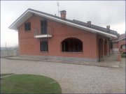 Cavallermaggiore ***Villa in Piemonte Cavallermaggiore, sucht neuen Eigentümer*** Haus kaufen