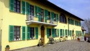 San Damiano Schönes 14 Zimmer Landhaus im Langhe/Monferrato mit Salzwasser Pool & Whirlpool Haus kaufen