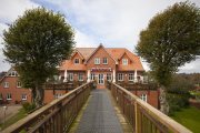 Nordstrand Erstklassig geführter, florierender Restaurant-und Hotelbetrieb direkt am Nordseedeich Gewerbe kaufen