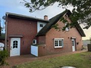 Nordstrand Ferienhaus unter Reet mit 2 Wohnungen Haus kaufen