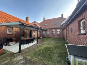 Bunde * Historische Denkmalgeschützte Doppelhaushälfte (rechts) in Wymeer, Ostfriesland * Komplett saniert 2022 * Haus kaufen