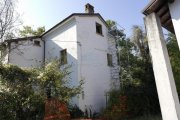 Codevilla PROVISIONSFREI: Einfamilienhaus in den Weinbergen der Region vor PAVIA Haus kaufen