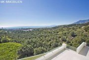 LOS MONTEROS ALTO Villa mit atemberaubendem Ausblick in Los Monteros Alto Haus kaufen