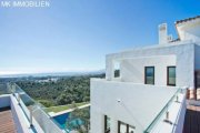 LOS MONTEROS ALTO Villa mit atemberaubendem Ausblick in Los Monteros Alto Haus kaufen