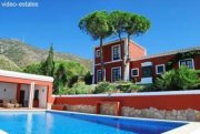 Benalmadena Villa mit 6 Schlafzimmern en suite Haus kaufen