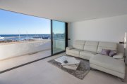 Nueva Andalucia Fantastisches Duplex-Penthouse in Puerto Banus direkt am Hafen mit fantastischen Panoramaausblicken auf das Meer. Wohnung kaufen