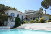 Nuevo Andalucia Rustikale Villa Haus kaufen