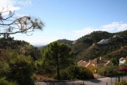 MADRONAL Grundstück mit Meerblick in der Urbanization El Madronal Grundstück kaufen