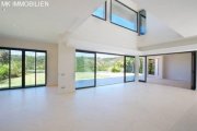 BENAHAVIS Neubau Villa mit Meerblick am Golfplatz Haus kaufen