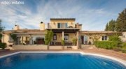 Estepona Villa mit Gästehaus in Estepona, Meerblick, grosses Grundstück, Haus kaufen