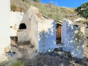 Sayalonga Renovierungsbedürftige Finca mit Meerblick Haus kaufen