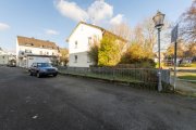 Sinn ++ KRAG Immobilien ++ familienfreundlich: bis 3 Kinderzimmer / 2 Küchen / 2 Bäder ++ Haus kaufen