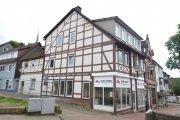 Stadtoldendorf Teilvermietetes Wohn- und Geschäftshaus im Zentrum von 37627 Stadtoldendorf! Gewerbe kaufen