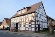 Bevern (Landkreis Holzminden) Fachwerkhaus mit Garage und Nebengelass in Bevern Haus kaufen