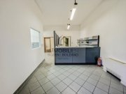 Meran Großes Büro (teilweise vermietet) in Meran zu verkaufen Gewerbe kaufen