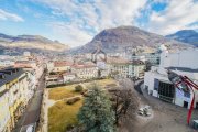 Bozen Sehr große Attikawohnung mit Panoramaaussicht im Zentrum zu verkaufen Wohnung kaufen