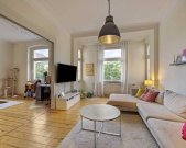 Ratingen Vermietete 3-Zimmer-Wohnung mit Altbaucharme und Balkon Wohnung kaufen