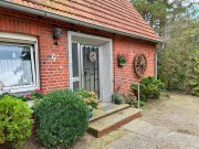 Wilsum ## RESERVIERT ## Zweifamilienhaus auf großem Grundstück Haus kaufen