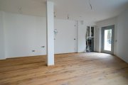 Köln Neubaucharakter: EG-Maisonette-Wohnung mit Dachterrasse und Stellplatz in Köln-Niehl Wohnung kaufen