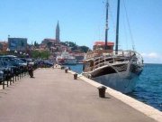 Rovinj Rovinj, hochwertig renovierte Wohnung direkt am Meer Haus kaufen