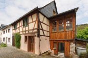 Rhaunen Liebhaberobjekt: Perfektes Hunsrück-Ferienhaus mit Parkmöglichkeit und Balkon in ruhiger Lage von Rhaunen Haus kaufen