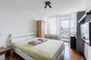 Frankfurt am Main Großzügige Eigentumswohnung mit 4 Zimmern und großem Balkon Wohnung kaufen