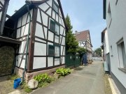 Dreieich EUPORA® Immobilien: Liebhaberobjekt - Fachwerkhaus in der idyllischen Altstadt - Dreieichenhain Haus kaufen