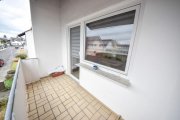 Münster (Landkreis Darmstadt-Dieburg) DIETZ: Frisch renovierte 4 Zimmerwohnung mit Balkon, Garage und Einbauküche - 1. OG in Münster! Wohnung kaufen